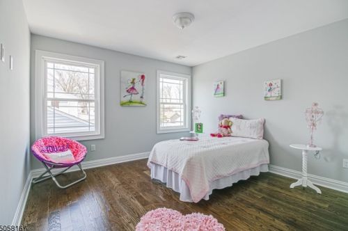20 Linda Ln, Clark NJ  07066-2631 exterior