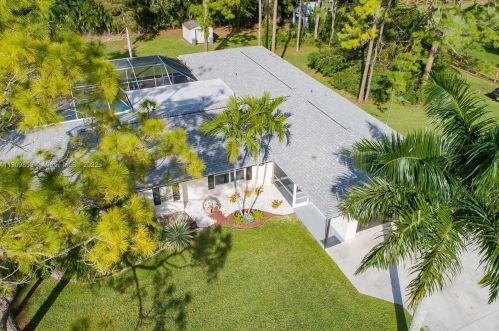 16745 Wiltshire Dr, Town Of Loxahatchee Groves FL  33470-4060 exterior