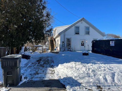 3 Water St, Killingly, CT 06239-2838