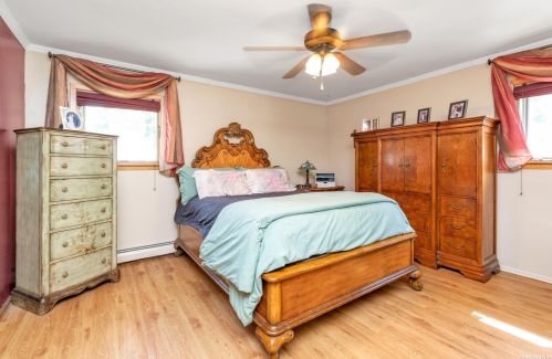 2111 Skipper Ct, North Bellmore NY  11710-3011 exterior