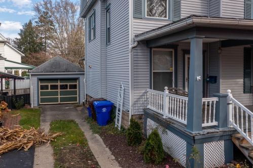 106 Plum St, Greenville PA  16125-1857 exterior