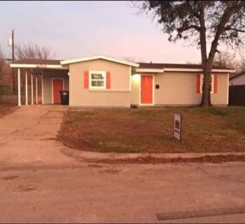 2345 Felder Ln, Fort Worth, TX 76112-8013