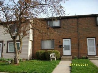 4876 Foxcroft Ct, Columbus, OH 43232-4120