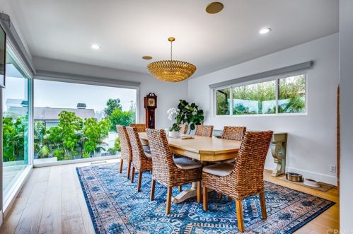 600 Anderson St, Manhattan Beach CA  90266-5934 exterior