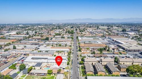 16415 Cornuta Ave, Bellflower CA  90706-4801 exterior