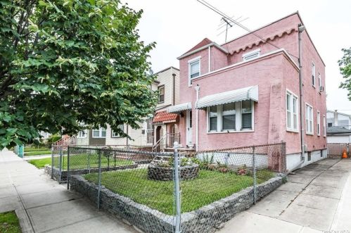 135-19 233rd St, Jamaica, NY 11422-2111
