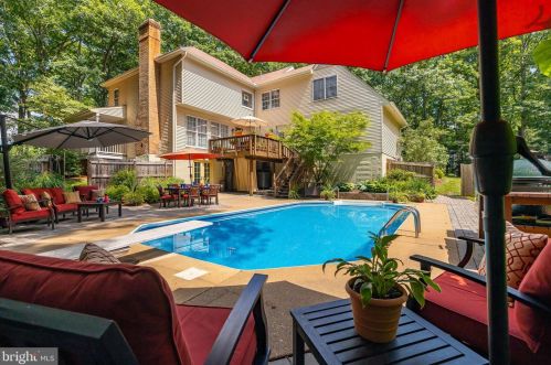 7748 Waterford Dr, Spotsylvania VA  22551-2200 exterior