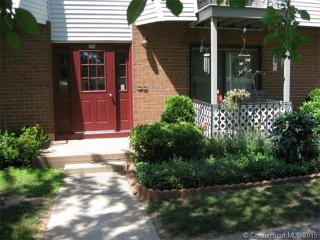 256 Richard St, Hartford CT  06111-5068 exterior
