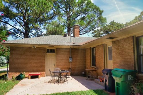 2021 Kayewood Dr, Denton TX  76209-2107 exterior