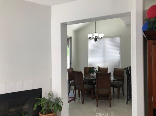 30422 Daisy Ct, Santa Clarita CA  91384-3779 exterior