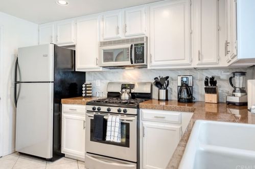 51899 Avenida Carranza, La Quinta CA  92253-3156 exterior