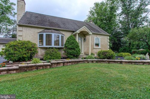2508 Sanatoga Rd, Gilbertsville, PA 19525-9736