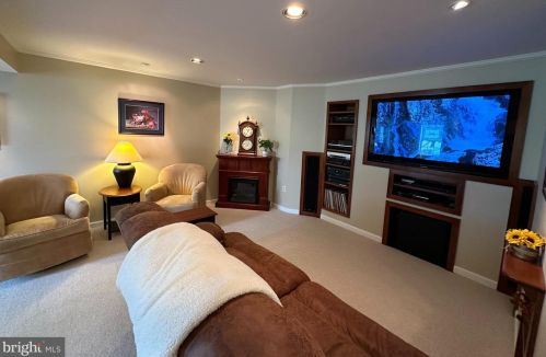 803 Hook Hill Rd, Richmond National Battlefiel VA  22835-3505 exterior