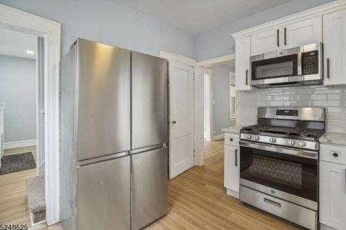 22 Tremont Ave, East Orange NJ  07018-2340 exterior