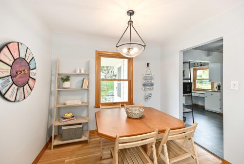 181 Glenview Ave, Milwaukee WI 53213-3323 exterior