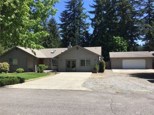 11303 207th Avenue Ct, Sumner, WA 98391-6652
