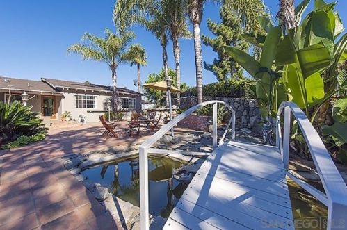 9204 Virginian Ln, La Mesa CA  91941-4134 exterior