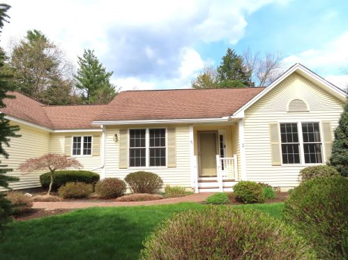 21 Mountain View Dr, Keene, NH 03431-4937