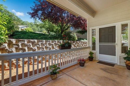 135 Starling Cir, Grass Valley CA  95945-5761 exterior