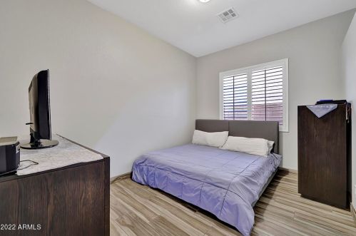 5019 Paradise Ln, Glendale AZ  85306-2655 exterior