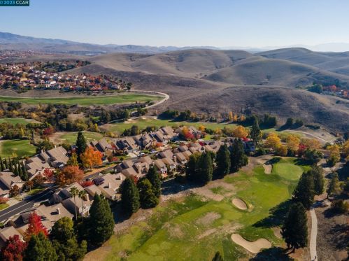 1283 Canyon Side Ave, San Ramon CA  94582-4560 exterior