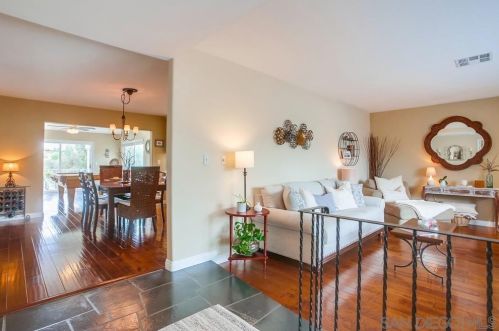 17504 Bernardo Oaks Dr, San Diego CA 92128-2109 exterior