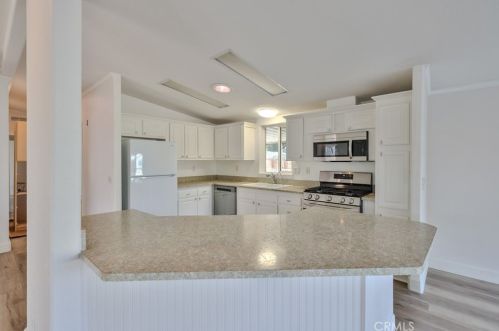 503 Cerritos Way, Cathedral City CA  92234-1617 exterior