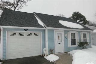 128 Wesleyan Ln, Panamoka, NY 11961-2004