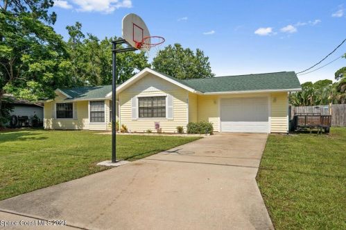 6000 Cannon Ave, Cocoa, FL 32927-9075