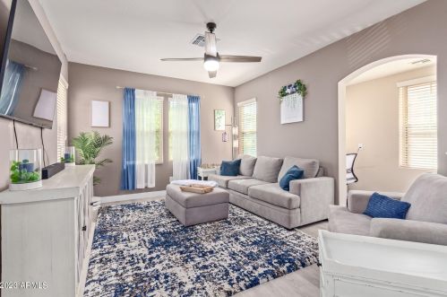 2020 77th Ln, Phoenix AZ  85035-5122 exterior