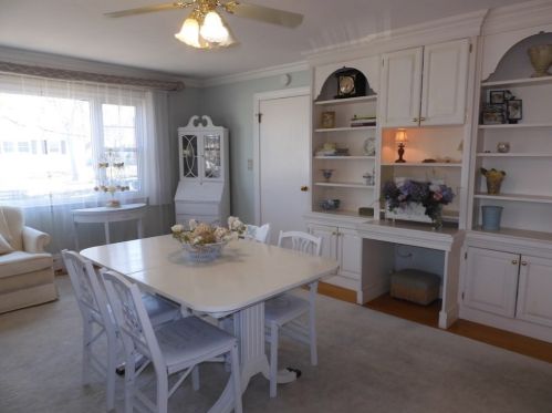 30 Linwood Ave, Methuen MA 01844-5917 exterior