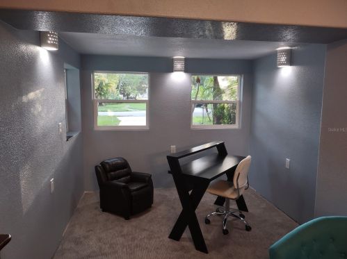 7889 64th St, Pinellas Park FL  33781-2122 exterior