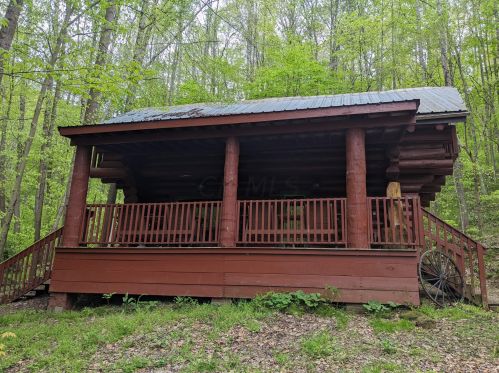 23411 State Route 327, Laurelville, OH 43135-9205