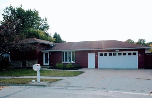 1007 Sheridan Ct, Kaukauna, WI 54130-3641