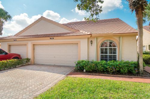 7742 Coral Lake Dr, Delray Beach, FL 33446-3367