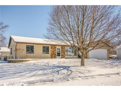 313 Chapel Dr, Ankeny, IA 50023-2227