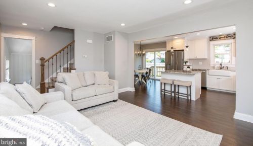 435 Oak Ave, West Deptford NJ  08097 exterior