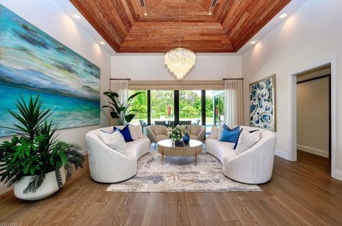6582 Trail Blvd, Naples, FL 34108-2742
