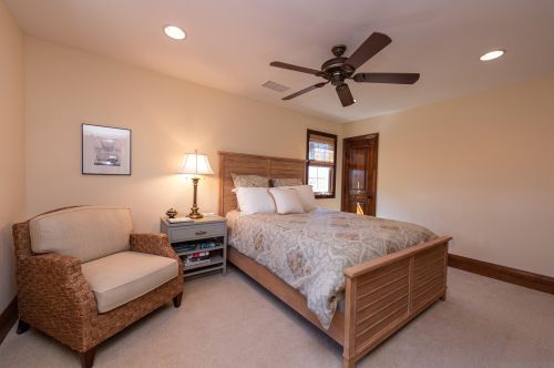 8458 Lower Scarborough Ct, San Diego CA 92127-6119 exterior