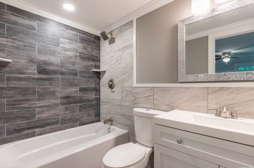 26 Patchogue Rd, Scotts Beach NY  11789-1422 exterior