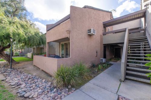 1350 Escondido Blvd, Escondido CA  92026-2511 exterior