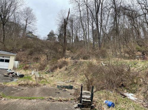132 Rummel Rd, Ford City, PA 16226-3720