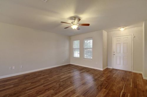 476 Nottingham Loop, Uhland TX  78640-2502 exterior