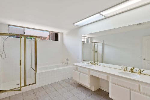 64 Pebble Beach Dr, Rancho Mirage CA  92270-1608 exterior