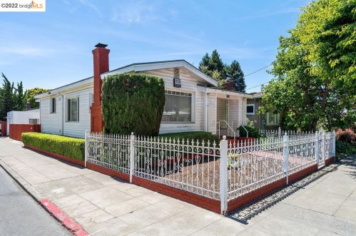 1548 Blake St, Berkeley, CA 94703-1806