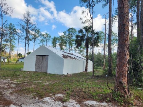 4150 10th Ave, Naples FL  34117-9119 exterior