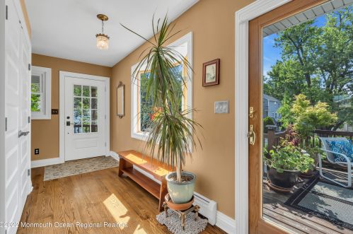 50 Ocean Ave, Monmouth Hills NJ  07732-1410 exterior