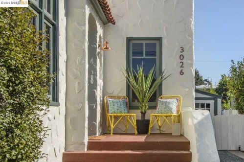 3026 58th Ave, Oakland, CA 94605-1124