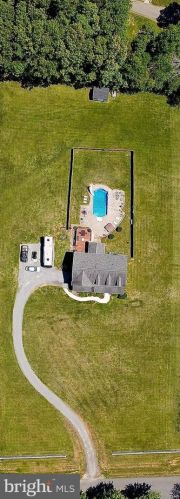 8065 Meadowland Dr, Locust Grove, VA 22508-2935
