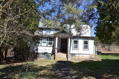 37 Tuttle Hill Rd, Lew Beach, NY 12758-5620